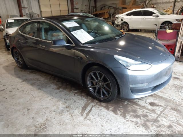 2018 TESLA MODEL 3 5YJ3E1EB7JF066160 Photo 0