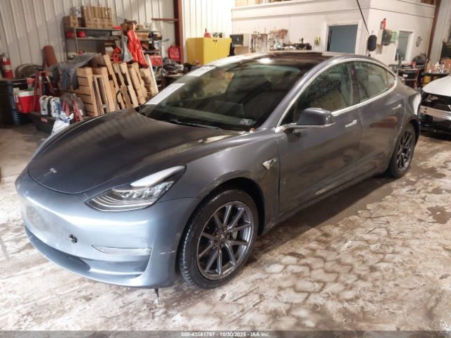 2018 TESLA MODEL 3 5YJ3E1EB7JF066160 Photo 1