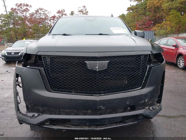 Продаж на аукціоні авто 2022 Cadillac Escalade 4wd Sport, vin: 1GYS4FKL4NR246702, номер лоту: 43561821