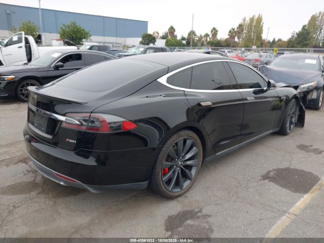 2014 TESLA MODEL S 5YJSA1H12EFP40005 Photo 3