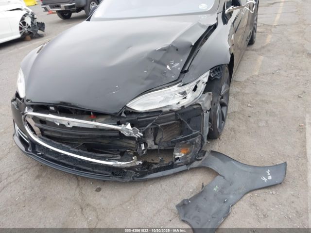 2014 TESLA MODEL S 5YJSA1H12EFP40005 Photo 5