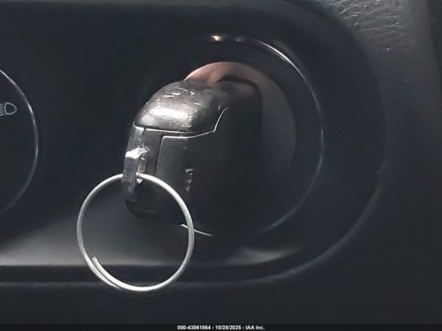 2017 PORSCHE MACAN WP1AA2A50HLB00566 Photo 10