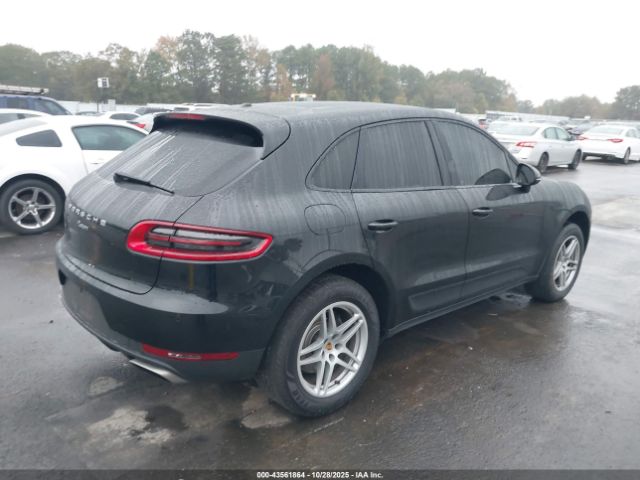 2017 PORSCHE MACAN WP1AA2A50HLB00566 Photo 3