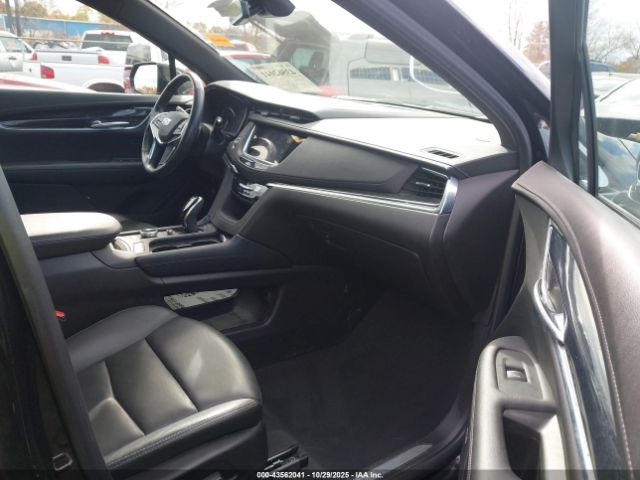 2022 CADILLAC XT5 1GYKNDRS5NZ111792 Photo 4