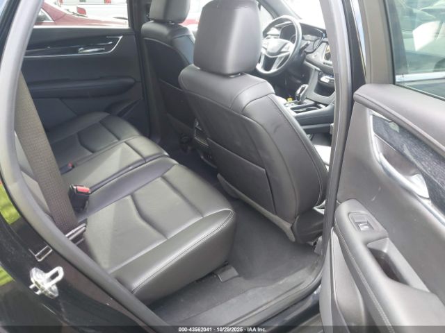 2022 CADILLAC XT5 1GYKNDRS5NZ111792 Photo 7