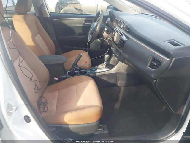 Продажа на аукционе авто 2016 Toyota Corolla Le, vin: 2T1BURHEXGC517128, номер лота: 43562211
