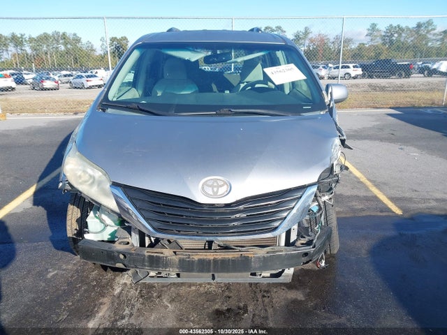 Auction sale of the 2012 Toyota Sienna Le V6 8 Passenger, vin: 5TDKK3DC8CS249608, lot number: 43562305
