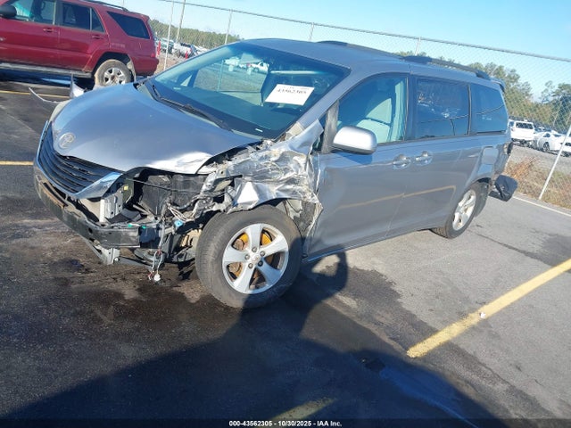 Auction sale of the 2012 Toyota Sienna Le V6 8 Passenger, vin: 5TDKK3DC8CS249608, lot number: 43562305