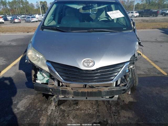Auction sale of the 2012 Toyota Sienna Le V6 8 Passenger, vin: 5TDKK3DC8CS249608, lot number: 43562305