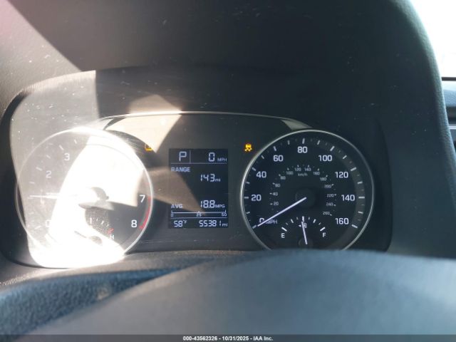 2017 HYUNDAI ELANTRA KMHD74LF6HU152515 Photo 6