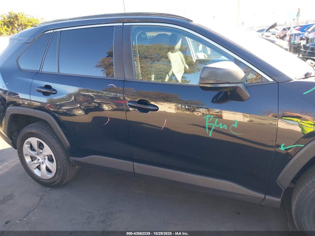 Toyota RAV4 LE 2021 2T3H1RFV2MW112307 Image 28