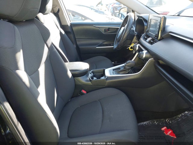 Toyota RAV4 LE 2021 2T3H1RFV2MW112307 Image 19