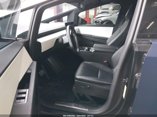 2024 TESLA CYBERTRUCK 7G2CEHED7RA011398 Photo 4