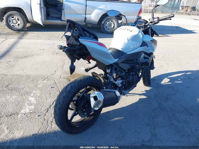 Kawasaki Er400 D 2023 JKAERKD1XPDAP6027 Image 4