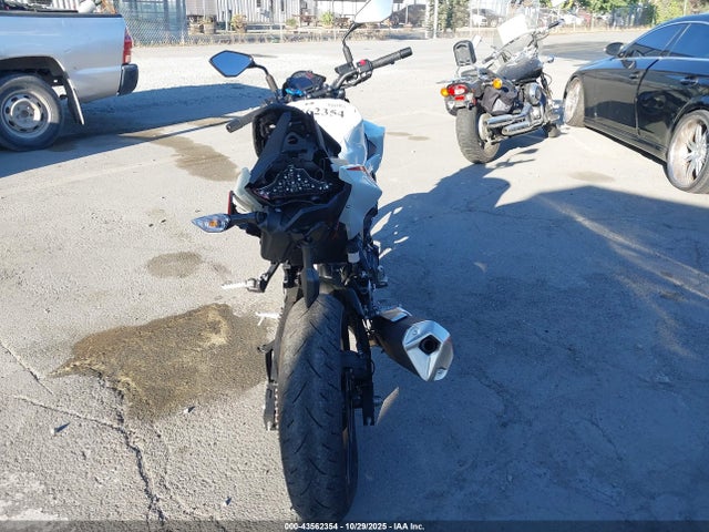 Kawasaki Er400 D 2023 JKAERKD1XPDAP6027 Image 6
