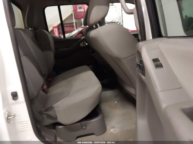 1N6AD0ER8JN746441 Nissan Frontier Sv