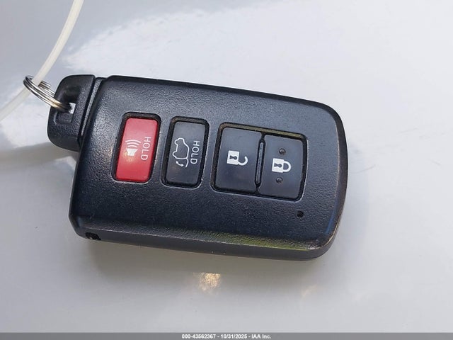 5TDDGRFH6KS056667 Toyota Highlander Hybrid Limited
