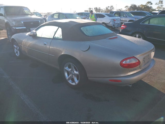 Продаж на аукціоні авто 2000 Jaguar Xk8, vin: SAJJA42C0YNA02298, номер лоту: 43562433