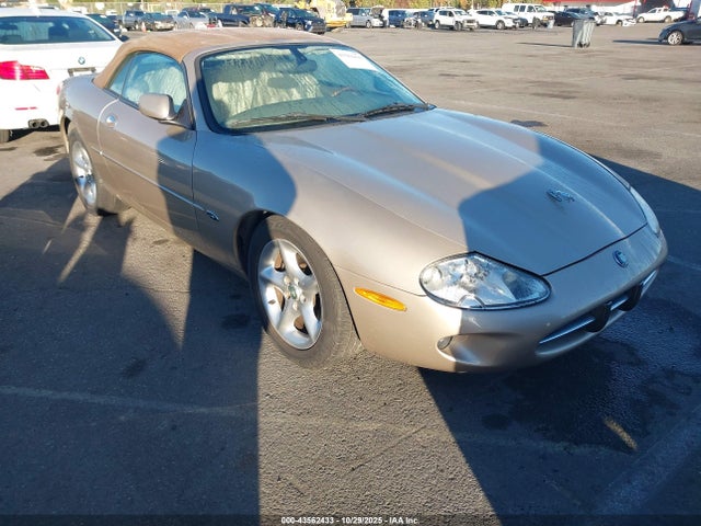 Продаж на аукціоні авто 2000 Jaguar Xk8, vin: SAJJA42C0YNA02298, номер лоту: 43562433