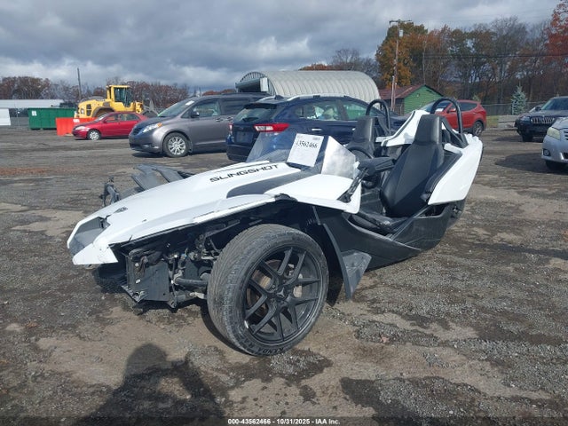 Polaris Slingshot S With Technology Package 2021 57XAATHD8M8147563 Image 2