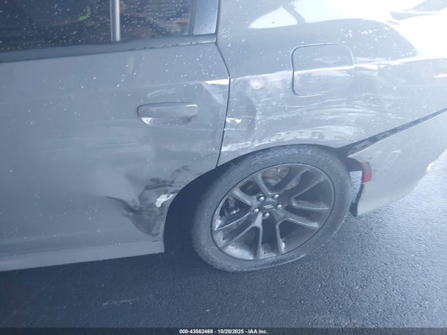 Dodge Charger 2018 2C3CDXGJ4JH113217 Image 16
