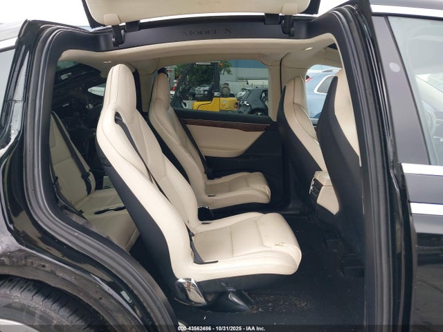 2017 TESLA MODEL X 5YJXCBE27HF079059 Photo 7