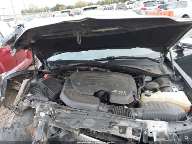 2019 CHRYSLER 300 2C3CCAEG6KH536504 Photo 9