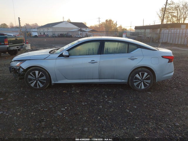 Продаж на аукціоні авто 2022 Nissan Altima Sv Intelligent Awd, vin: 1N4BL4DW3NN357579, номер лоту: 43562588