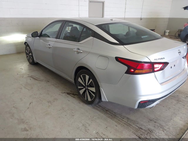 Продаж на аукціоні авто 2022 Nissan Altima Sv Intelligent Awd, vin: 1N4BL4DW3NN357579, номер лоту: 43562588