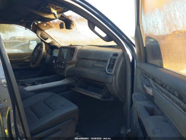 2021 RAM 1500 1C6RRFFG7MN644938 Photo 4