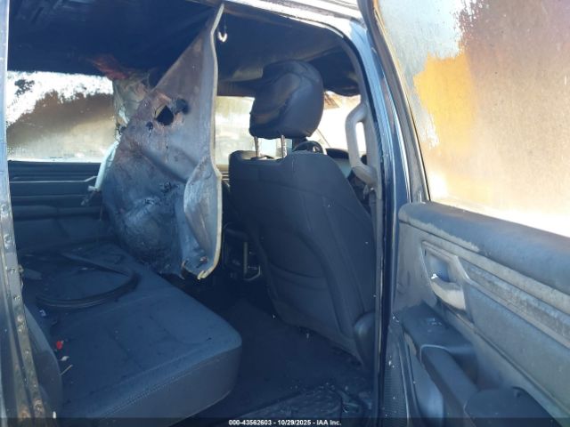 2021 RAM 1500 1C6RRFFG7MN644938 Photo 7