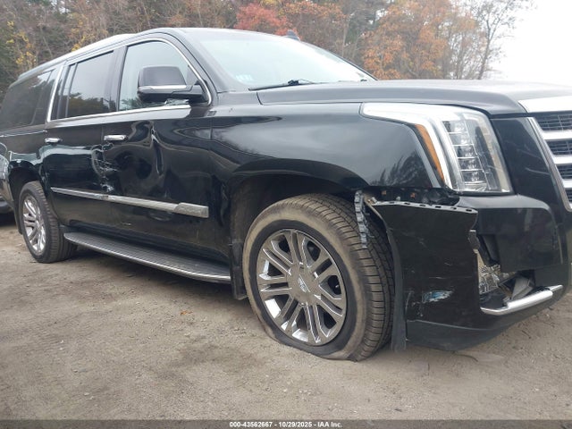 2018 CADILLAC ESCALADE ESV 1GYS4GKJ0JR174301 Photo 5