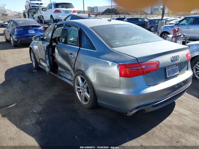 2012 AUDI A6 WAUBGAFC8CN003602 Photo 2