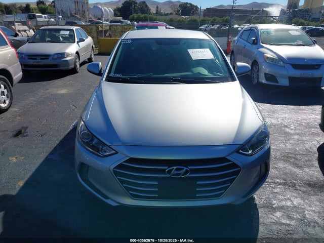 5NPD94LA1JH391943 Hyundai Elantra Ec