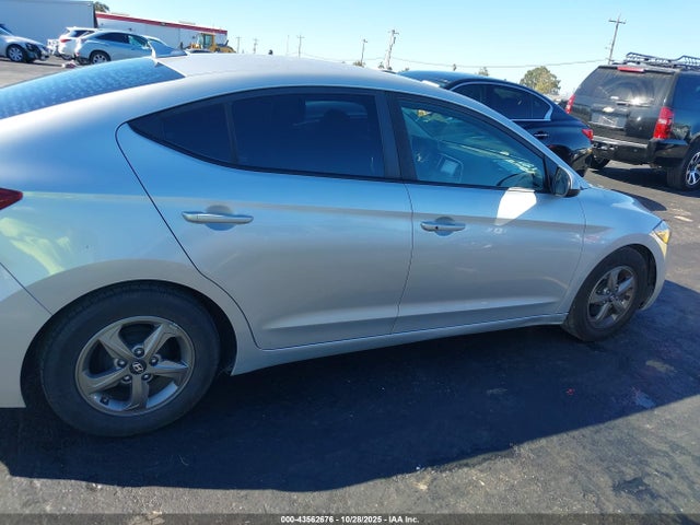 5NPD94LA1JH391943 Hyundai Elantra Ec