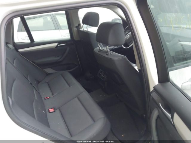 2014 BMW X3 5UXWX9C52E0D15408 Photo 7
