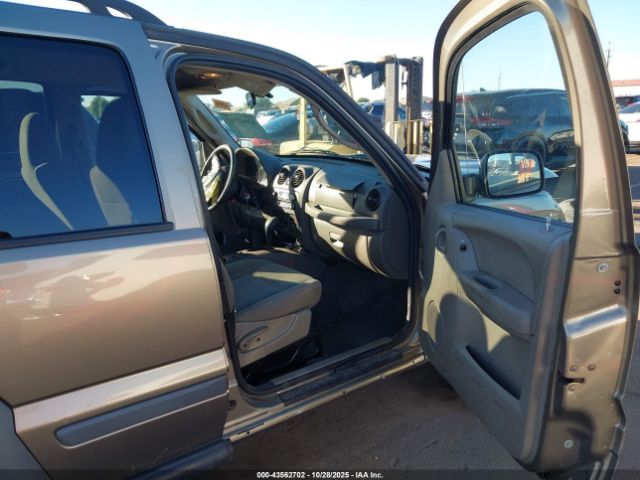 2005 JEEP LIBERTY 1J4GK48K25W704267 Photo 4