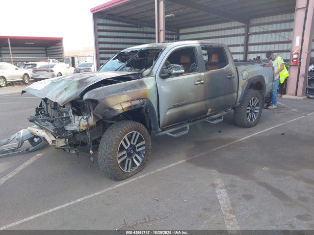 2019 TOYOTA TACOMA 3TMCZ5AN1KM211394 Photo 1