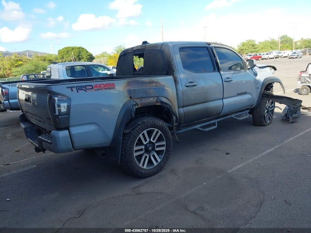 2019 TOYOTA TACOMA 3TMCZ5AN1KM211394 Photo 3
