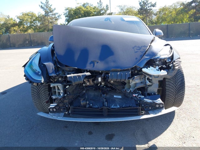 2018 TESLA MODEL 3 5YJ3E1EA4JF031566 Photo 5
