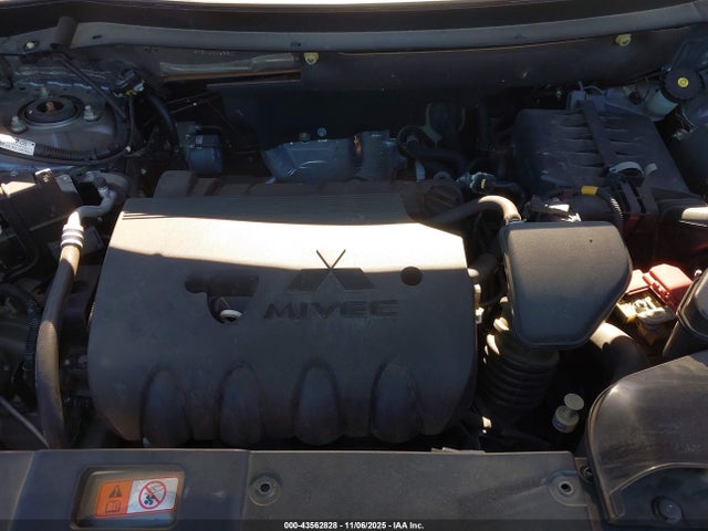 2018 MITSUBISHI OUTLANDER JA4AD3A36JZ068801 Photo 9