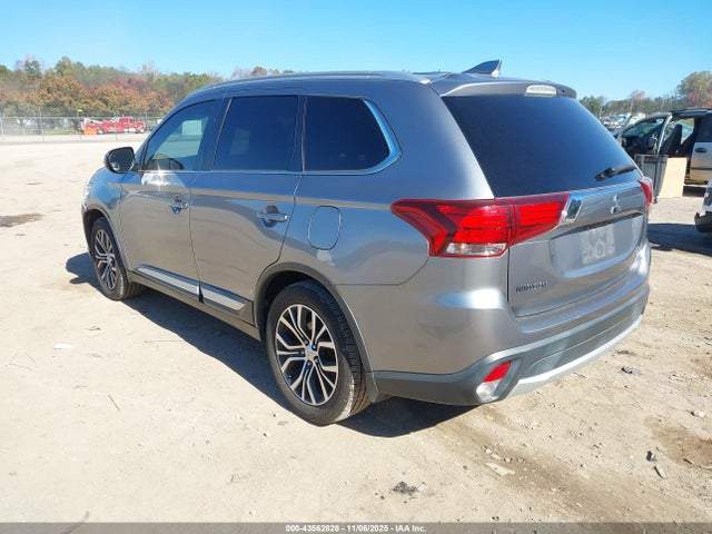 2018 MITSUBISHI OUTLANDER JA4AD3A36JZ068801 Photo 2