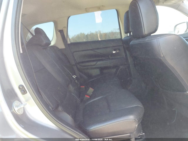 2018 MITSUBISHI OUTLANDER JA4AD3A36JZ068801 Photo 7