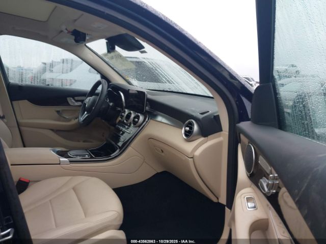 2022 MERCEDES-BENZ GLC 300 W1N0G8EB4NG041890 Photo 4