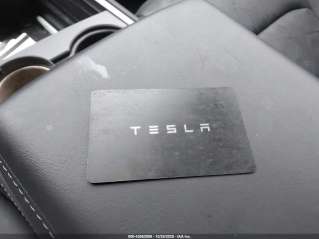 2024 TESLA MODEL Y 7SAYGDEDXRF091832 Photo 10