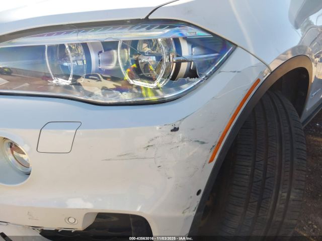 2018 BMW X5 5UXKR0C5XJ0X92812 Photo 5