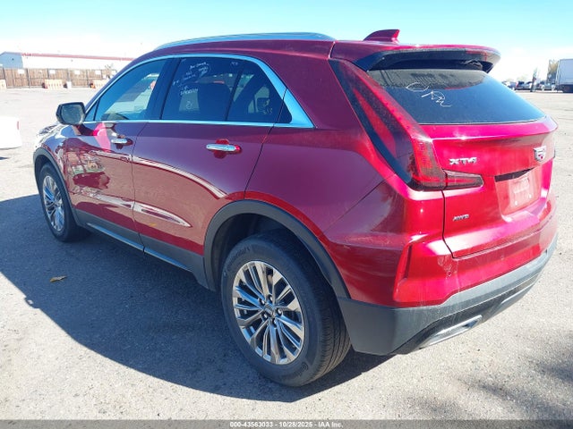 2024 CADILLAC XT4 1GYFZDR42RF158034 Photo 2