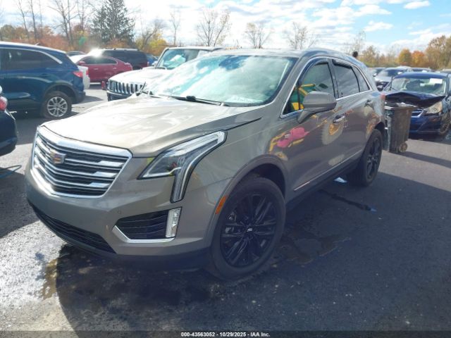 2018 CADILLAC XT5 1GYKNFRS2JZ170868 Photo 1