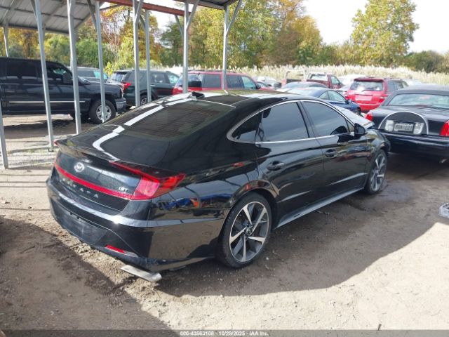 2021 HYUNDAI SONATA 5NPEJ4J2XMH113375 Photo 3