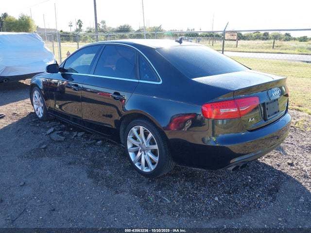2013 AUDI A4 WAUFFAFLXDA158732 Photo 2